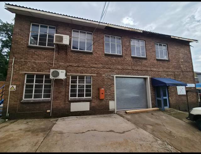 170M² WAREHOUSE TO LET IN WADEVILLE